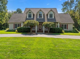 8873 S Lilac St, Demotte, IN 46310