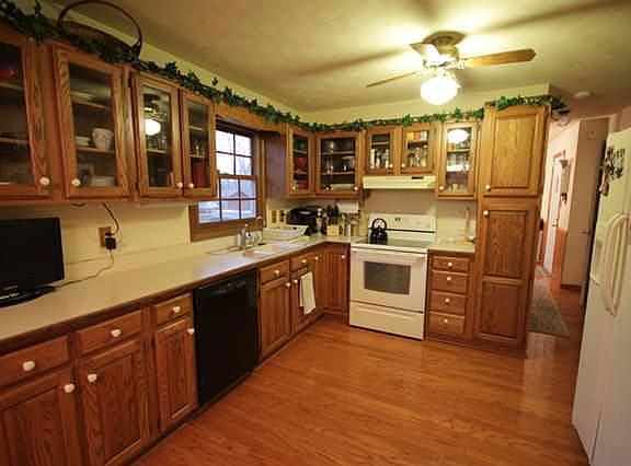 5th image of 23322 Ironwood Dr