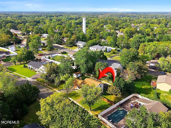 3rd image of 12 Atlanta Drive