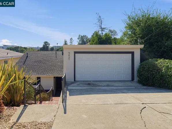 9421 Castlewood St, Oakland, CA 94605