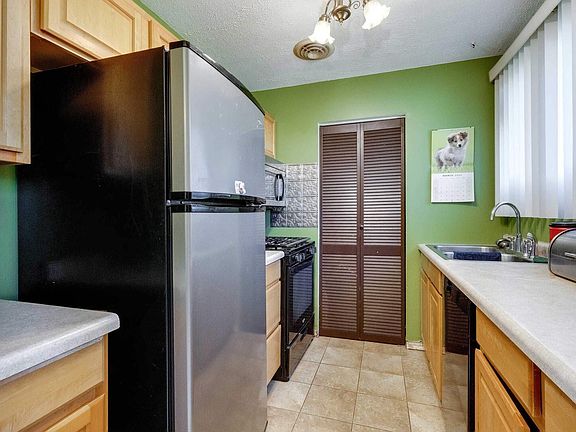 2nd image of 3811 10th Avenue Pl