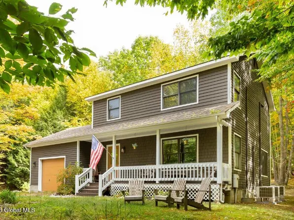 35 Kings Road, Corinth, NY 12822