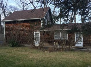 75 Old Field Rd, Setauket, NY 11733