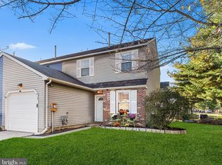 22 River Bank Dr, Roebling, NJ 08554