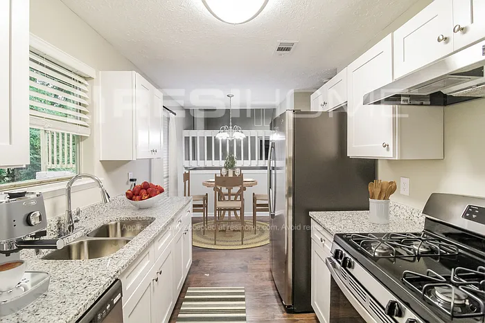 2084 Charles Cudd Ct — Photo 3