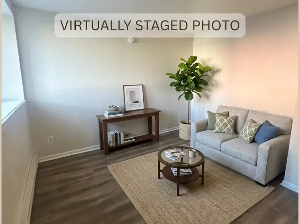 16 4th St, Slatington, PA