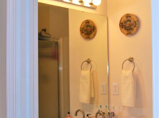 1101 Sunnyfield Ct, Dallas, NC 28034