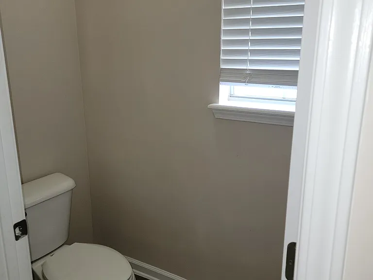 6319 Endelstow Ln — Photo 24