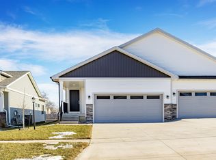 6579 NE 11th Ct, Des Moines, IA 50313