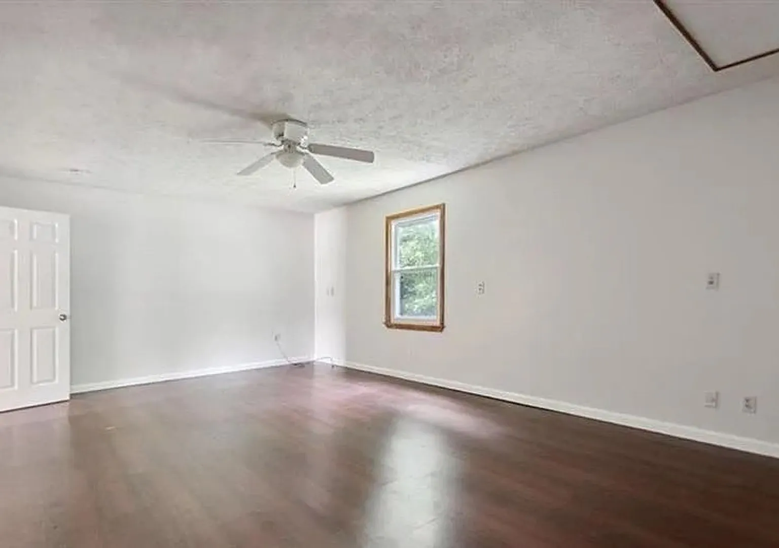 Room in 4 Bedroom Home at Brooks Dr — Photo 4