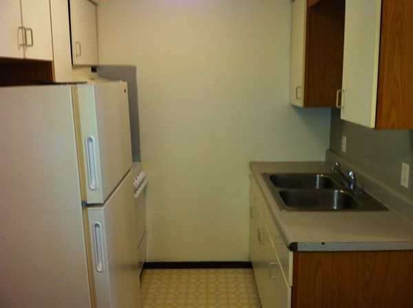 2nd image of 202 Hartle Ave APT 6