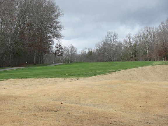 4th image of 746 Westchester Dr