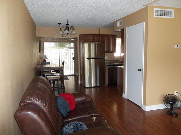 4th image of 814 N 82nd St APT G5