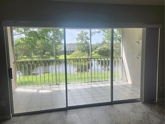 4th image of 208 Furse Lakes CIR #D9