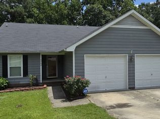 5762 Bavaria Pl, Fayetteville, NC 28314