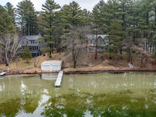 N2361 Long Cove Dr, Waupaca, WI 54981