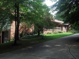 261 Chambers Rd, Ontario, OH 44903