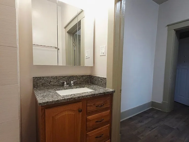 1000 Carteret Ave #3 — Photo 17