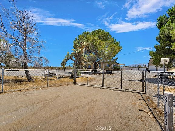 5th image of 3183 McMillen Rd