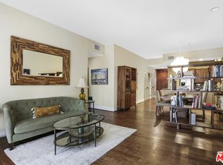 10862 Bloomfield St APT 103, North Hollywood, CA 91602