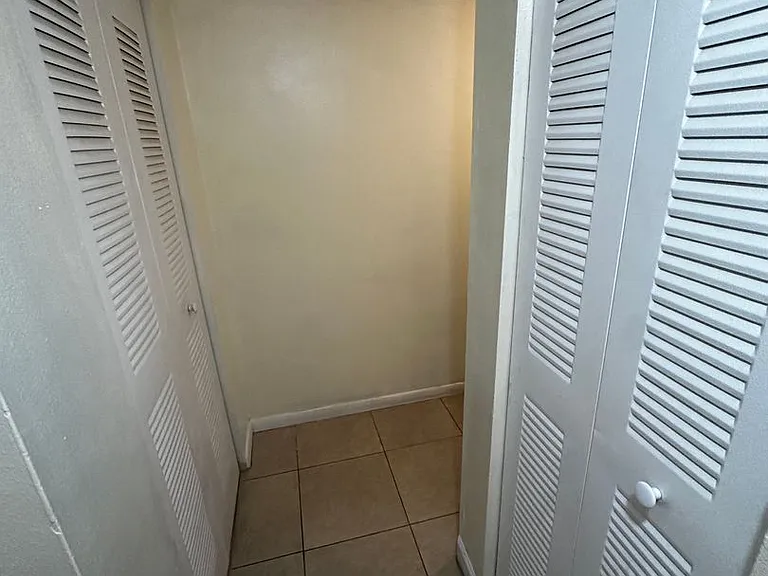 2811 SW Archer Rd #Z251 — Photo 11