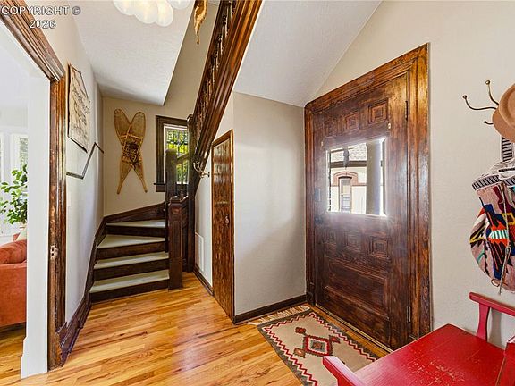 4th image of 1008 Greenwood Ave