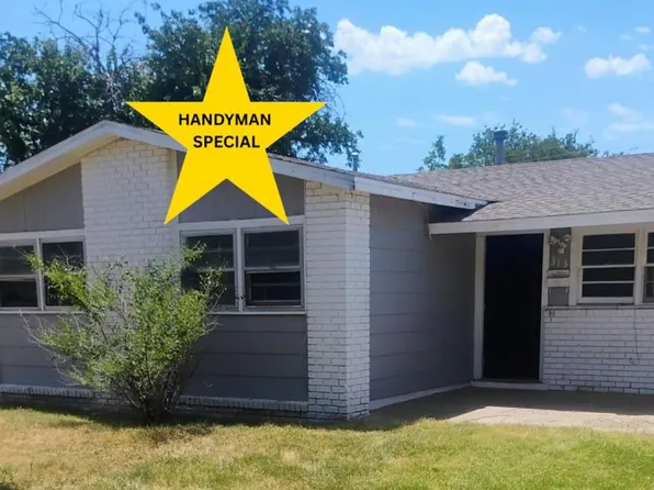 313 52nd St, Lubbock, TX 79404