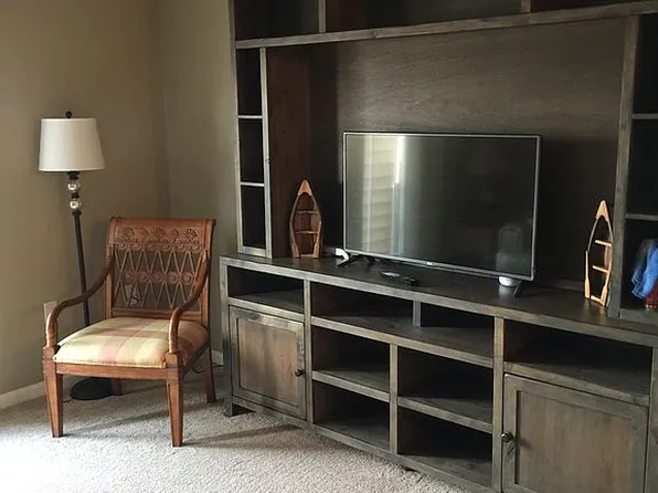 1422 Harts Ridge Dr, Seneca, SC 29678