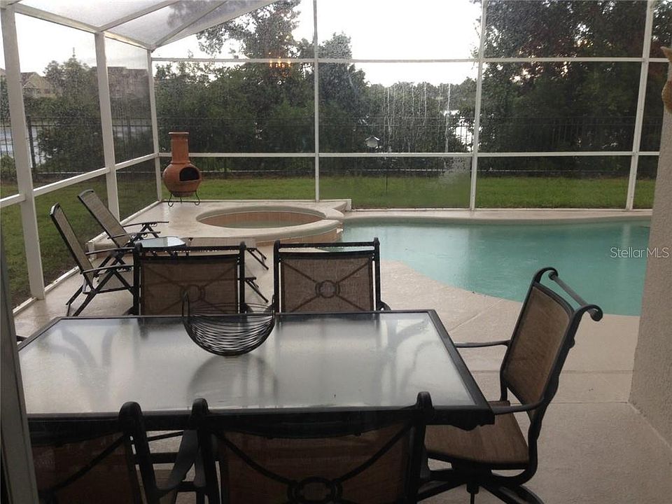2nd image of 335 Saddle Ridge Dr