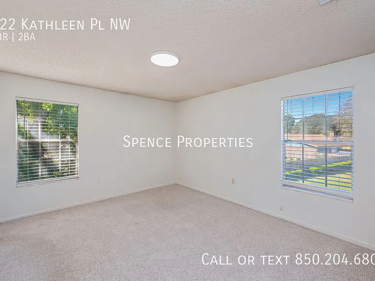 322 Kathleen Pl NW — Photo 24