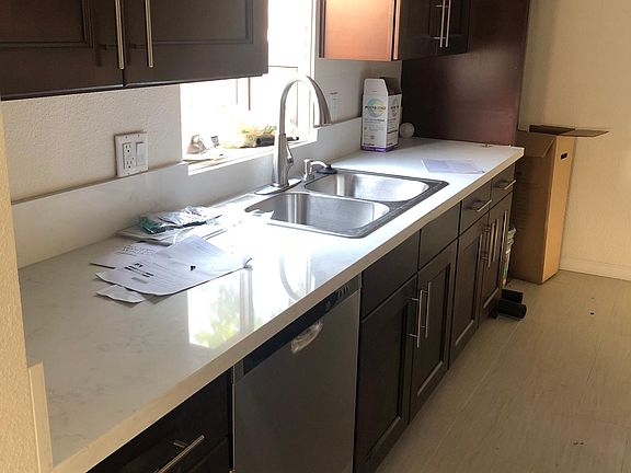2nd image of 650 W California Ave