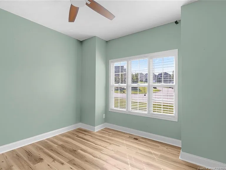 1621 Ellie Ave — Photo 5