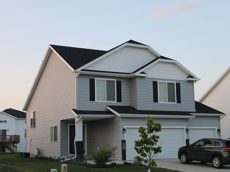 Front Exterior View from South-West