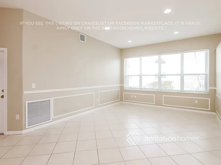 5213 SW 158th Ave — Photo 5