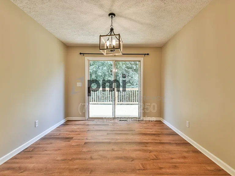 138 Sunset Oaks Dr — Photo 6