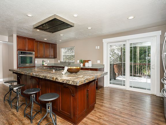 5th image of 1349 Madera Hills Dr
