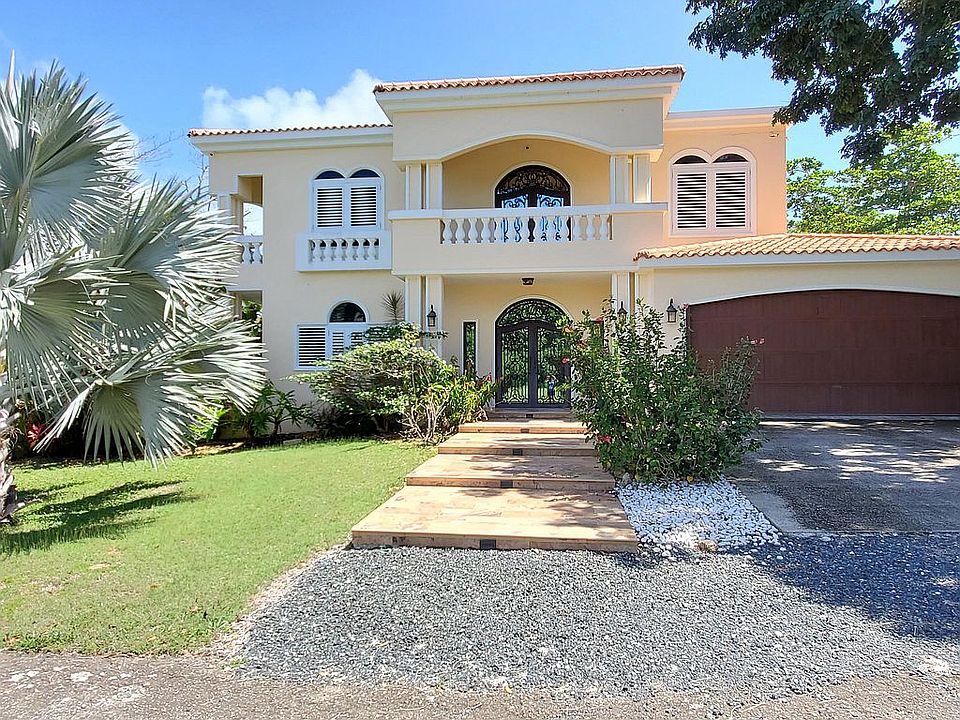 1st image of 111 Calle Suelo