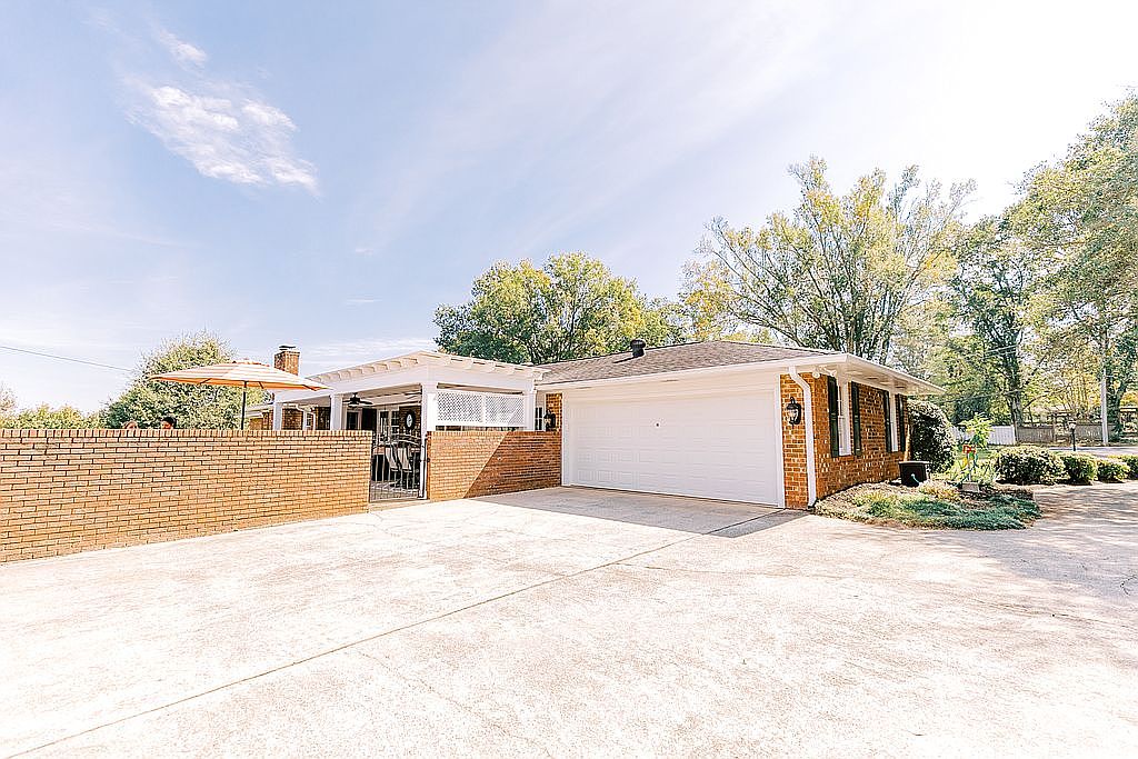 1202 Reed Rd, Anderson, SC 29621 Zillow