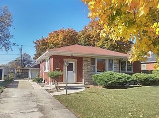 534 Homestead Rd, La Grange Park, IL 60526