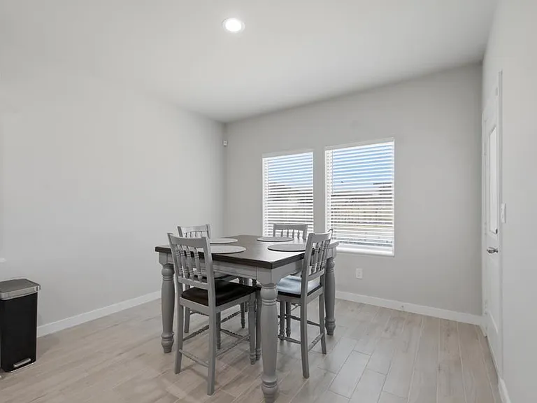 7203 Blue Meadow Rd — Photo 9