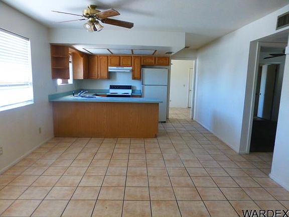 5th image of 610 Empress Dr