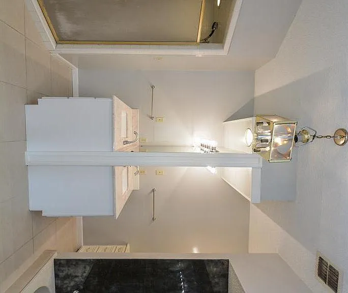 Master Bathroom Double Vanity, Walkin Shower, 2 Walkin Closets etc.