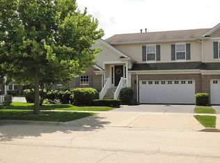 2633 Amber Ln, Algonquin, IL 60102