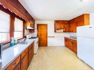 542 Pleasant St #2F, Malden, MA 02148