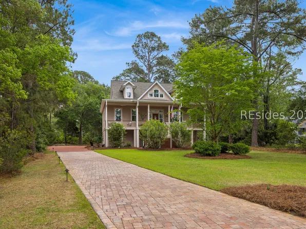 5 Turnstone Dr S, Beaufort, SC 29907