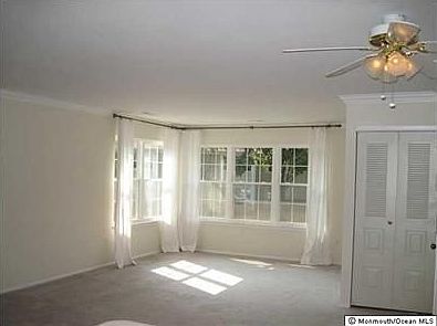 5th image of 4 Firethorn Cir