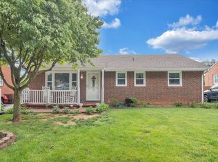 2710 Ellison Ave, Salem, VA 24153