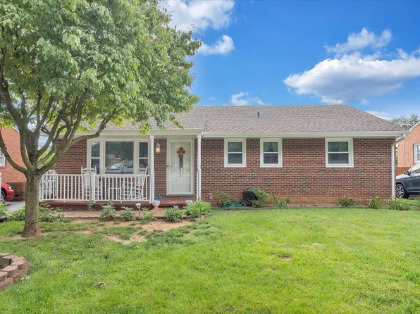 2710 Ellison Ave, Salem, VA 24153