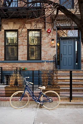 Rented by Brown Harris Stevens | media 16