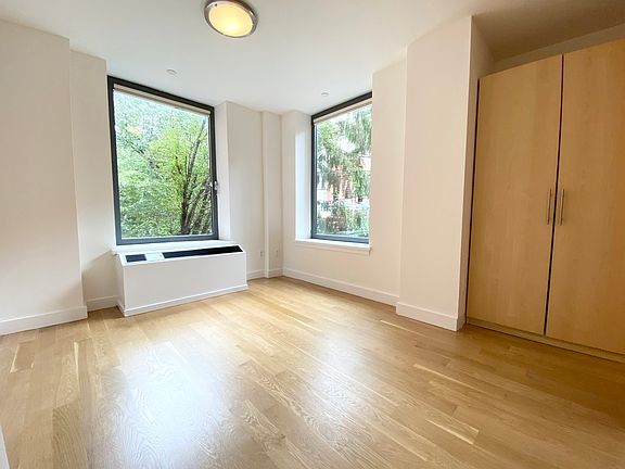 4th image of 276 Water St APT 3